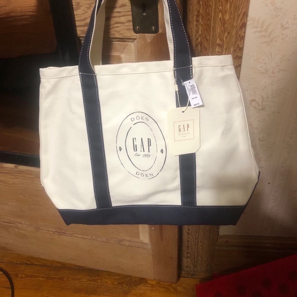 GAP X DOEN Navy and Cream Womens Tote Bag